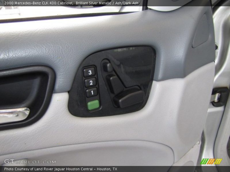 Controls of 2000 CLK 430 Cabriolet