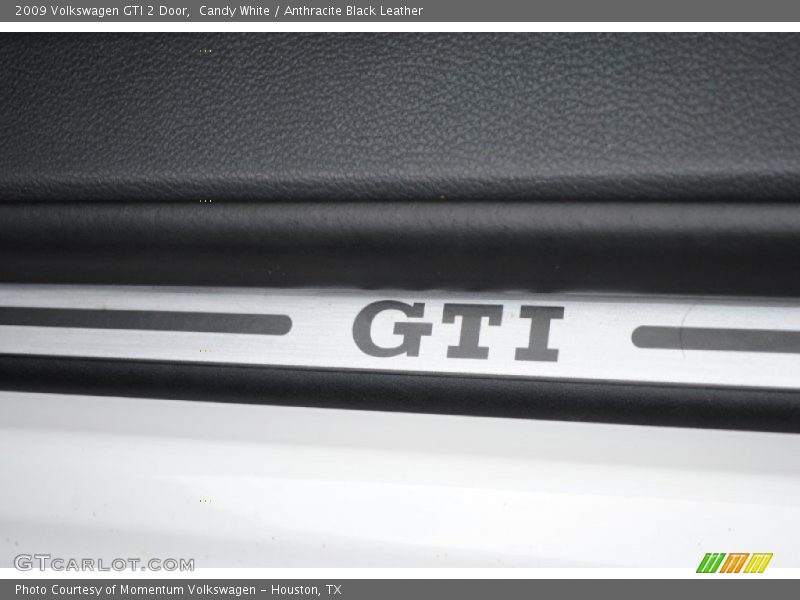 Candy White / Anthracite Black Leather 2009 Volkswagen GTI 2 Door