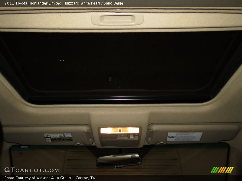 Blizzard White Pearl / Sand Beige 2011 Toyota Highlander Limited
