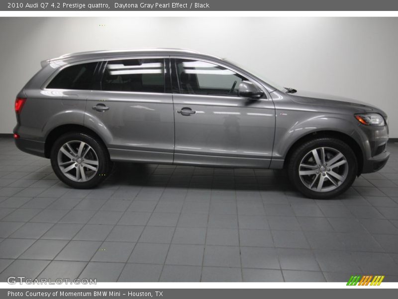 Daytona Gray Pearl Effect / Black 2010 Audi Q7 4.2 Prestige quattro