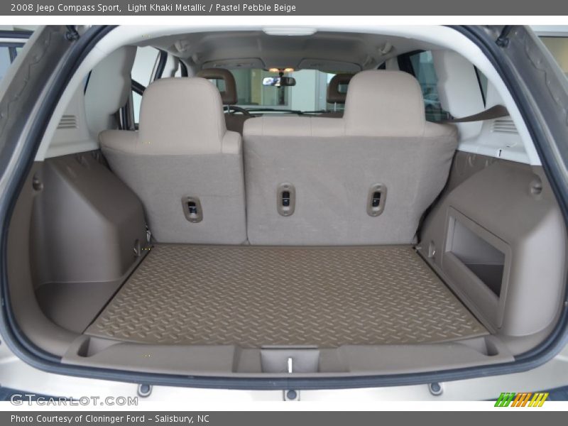 Light Khaki Metallic / Pastel Pebble Beige 2008 Jeep Compass Sport