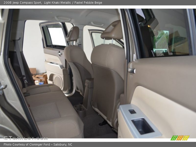 Light Khaki Metallic / Pastel Pebble Beige 2008 Jeep Compass Sport