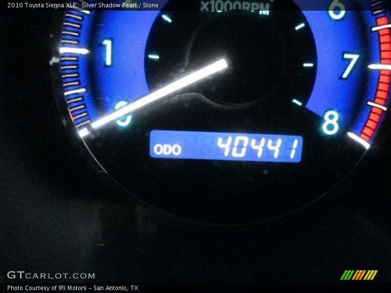Silver Shadow Pearl / Stone 2010 Toyota Sienna XLE