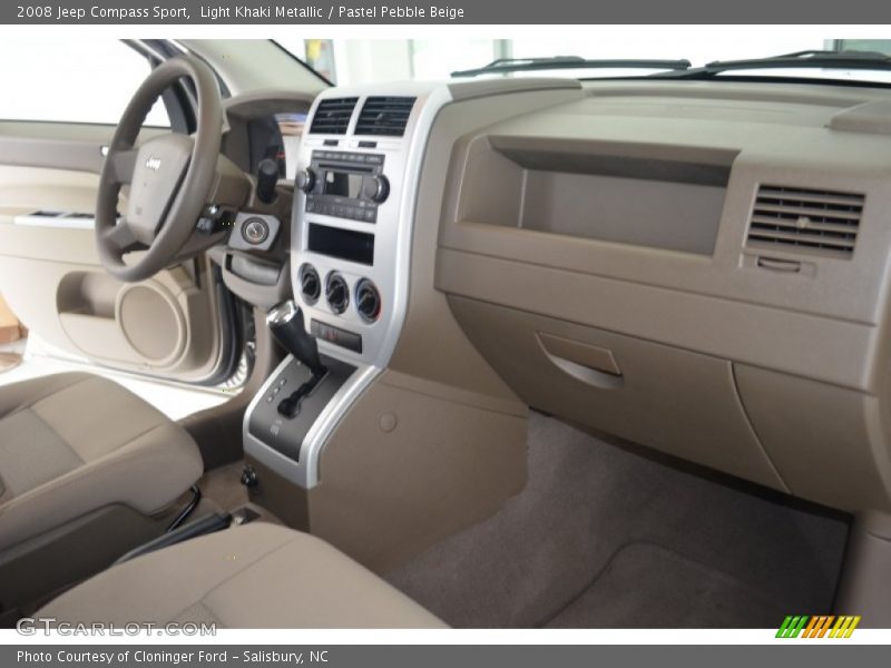 Light Khaki Metallic / Pastel Pebble Beige 2008 Jeep Compass Sport