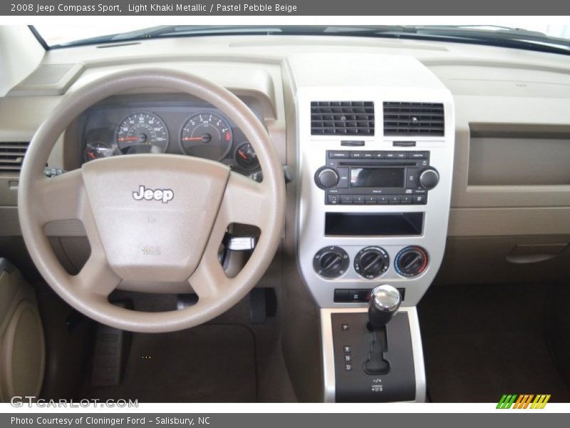 Light Khaki Metallic / Pastel Pebble Beige 2008 Jeep Compass Sport