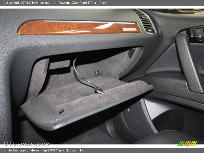 Daytona Gray Pearl Effect / Black 2010 Audi Q7 4.2 Prestige quattro