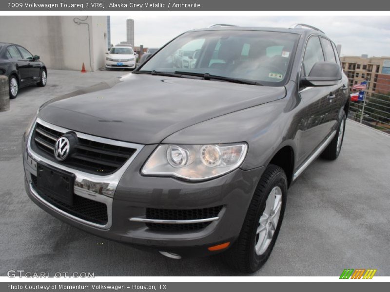 Alaska Grey Metallic / Anthracite 2009 Volkswagen Touareg 2 VR6