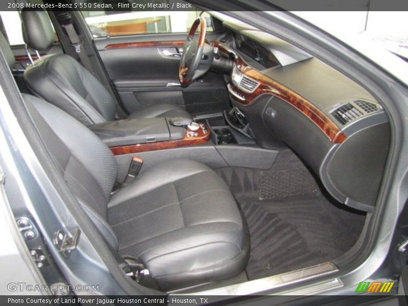 Front Seat of 2008 S 550 Sedan