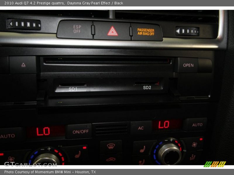 Daytona Gray Pearl Effect / Black 2010 Audi Q7 4.2 Prestige quattro