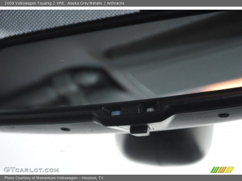 Alaska Grey Metallic / Anthracite 2009 Volkswagen Touareg 2 VR6