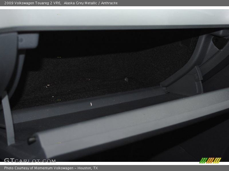 Alaska Grey Metallic / Anthracite 2009 Volkswagen Touareg 2 VR6
