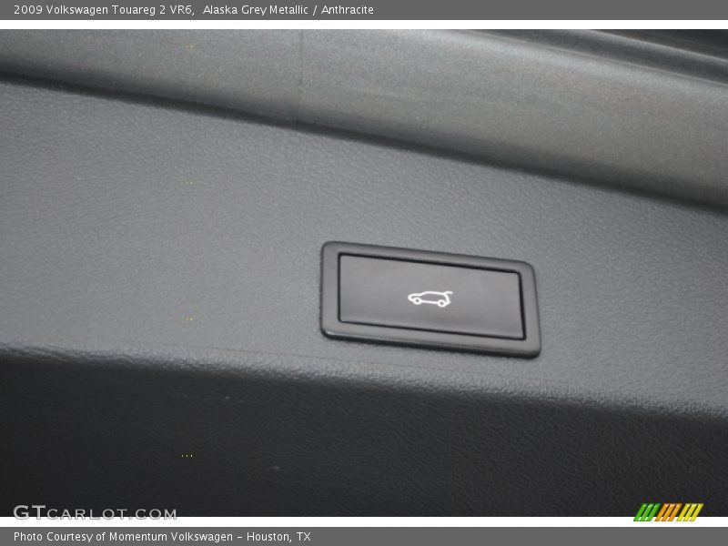 Alaska Grey Metallic / Anthracite 2009 Volkswagen Touareg 2 VR6