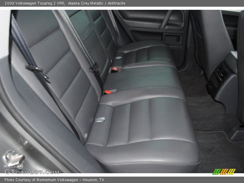 Alaska Grey Metallic / Anthracite 2009 Volkswagen Touareg 2 VR6