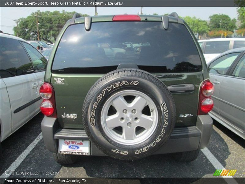 Jeep Green Metallic / Medium Slate Gray 2007 Jeep Liberty Sport