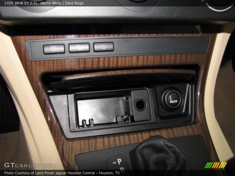 Alpine White / Sand Beige 2005 BMW X3 2.5i