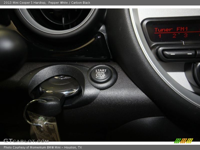 Pepper White / Carbon Black 2013 Mini Cooper S Hardtop