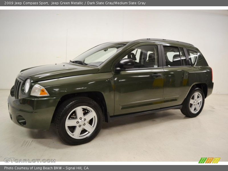 Front 3/4 View of 2009 Compass Sport