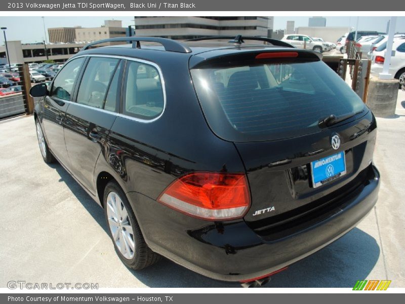 Black Uni / Titan Black 2013 Volkswagen Jetta TDI SportWagen