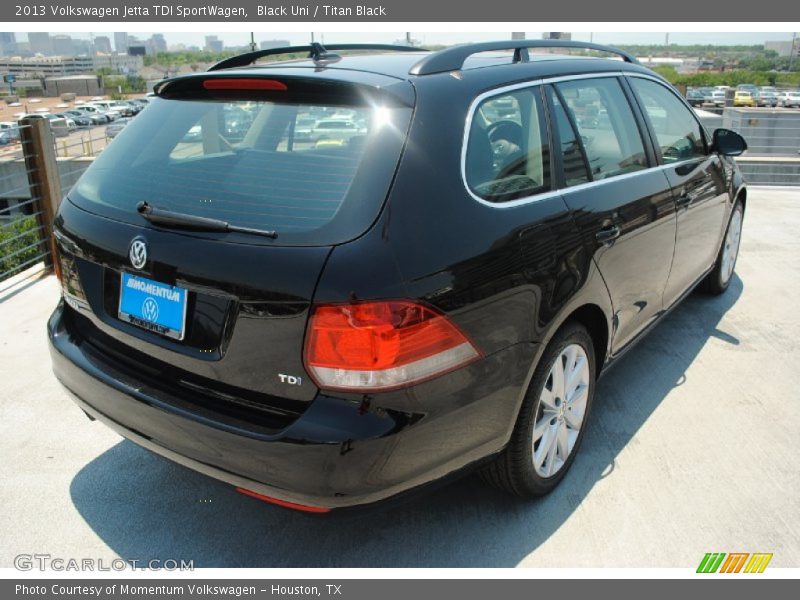 Black Uni / Titan Black 2013 Volkswagen Jetta TDI SportWagen