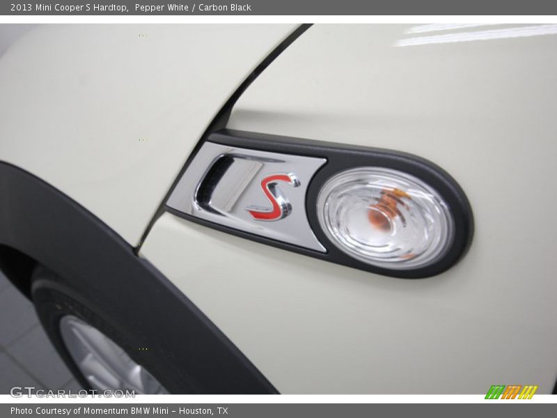 Pepper White / Carbon Black 2013 Mini Cooper S Hardtop