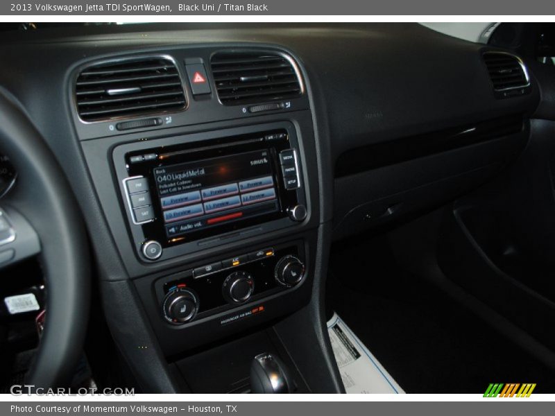 Black Uni / Titan Black 2013 Volkswagen Jetta TDI SportWagen