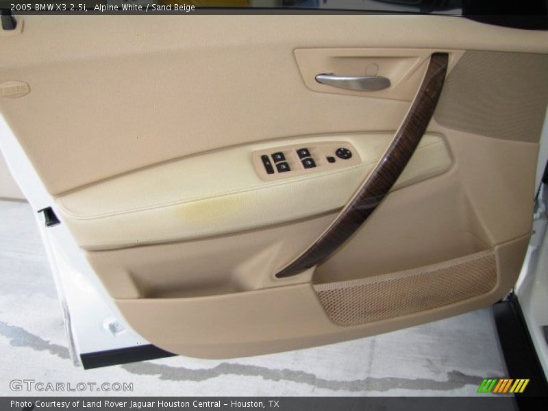 Alpine White / Sand Beige 2005 BMW X3 2.5i