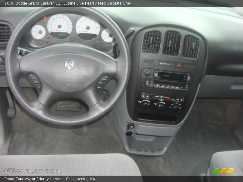 Dashboard of 2006 Grand Caravan SE