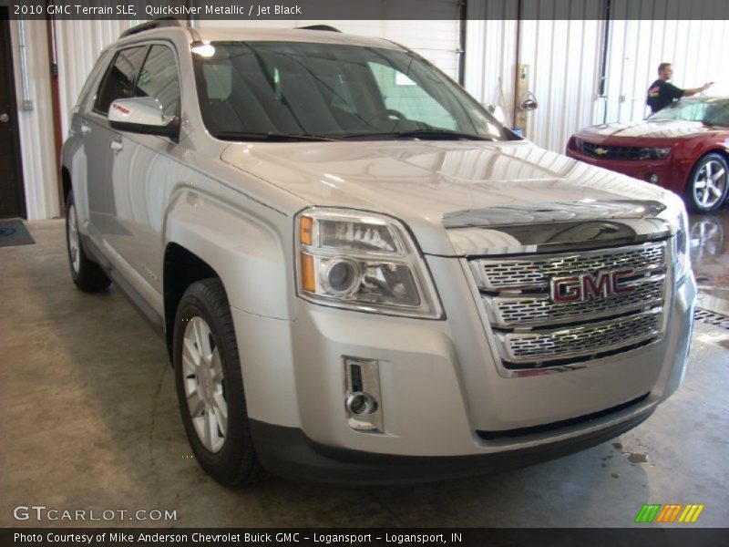 Quicksilver Metallic / Jet Black 2010 GMC Terrain SLE