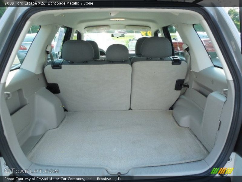  2009 Escape XLS Trunk