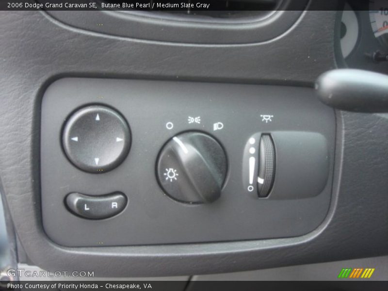 Controls of 2006 Grand Caravan SE