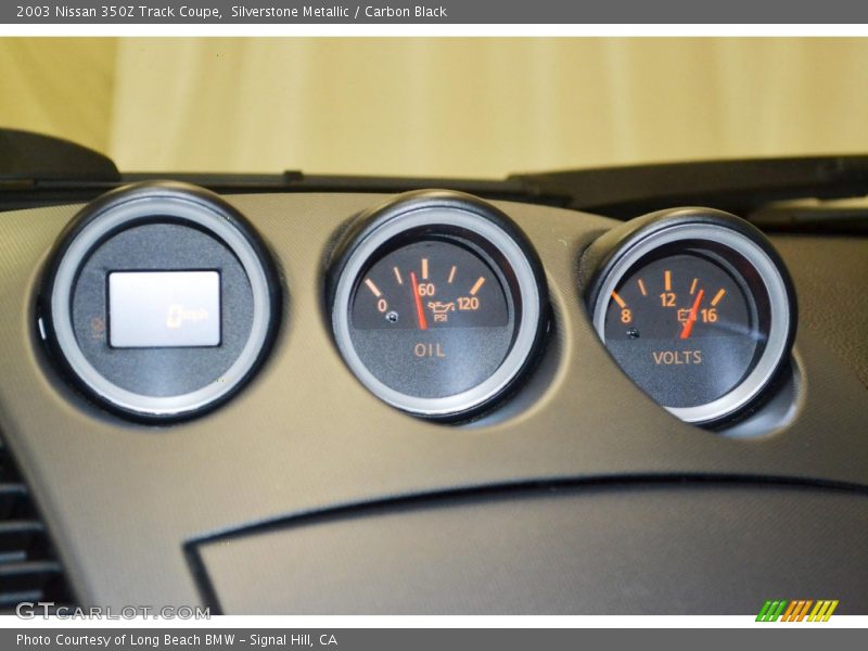 Silverstone Metallic / Carbon Black 2003 Nissan 350Z Track Coupe