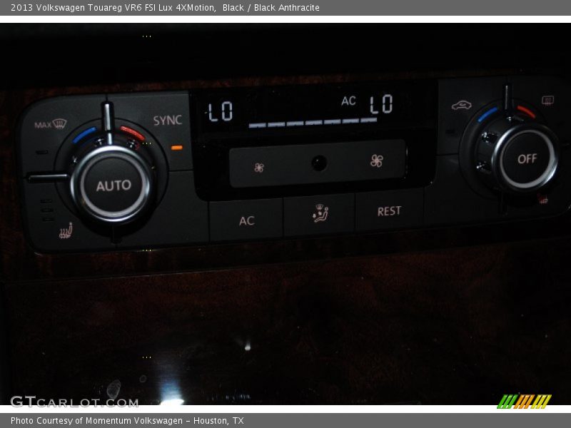 Black / Black Anthracite 2013 Volkswagen Touareg VR6 FSI Lux 4XMotion