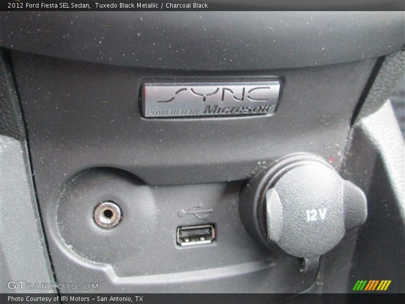 Tuxedo Black Metallic / Charcoal Black 2012 Ford Fiesta SEL Sedan