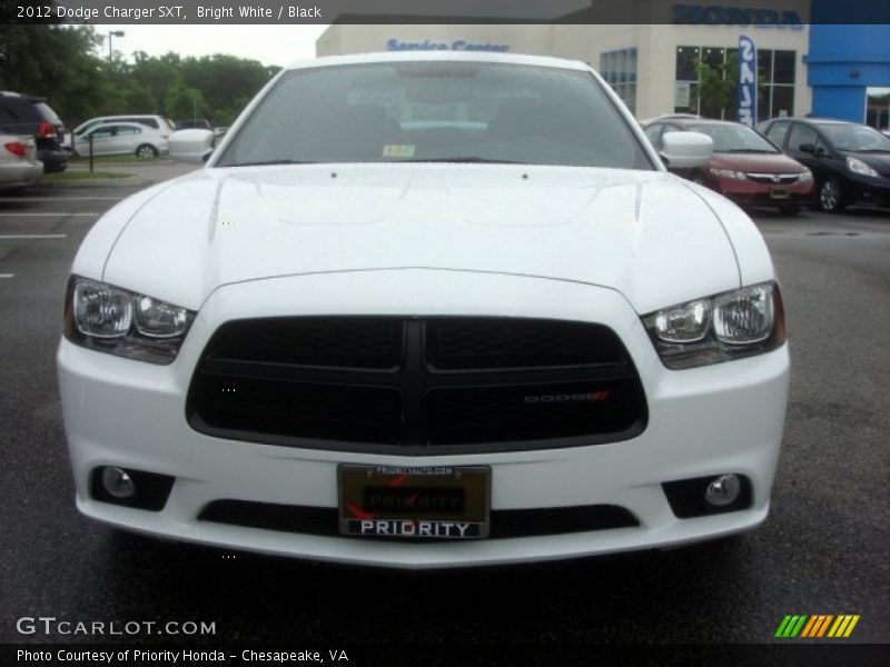 Bright White / Black 2012 Dodge Charger SXT