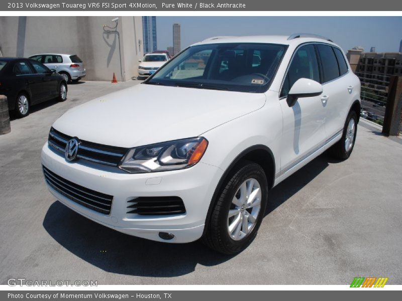 Pure White / Black Anthracite 2013 Volkswagen Touareg VR6 FSI Sport 4XMotion