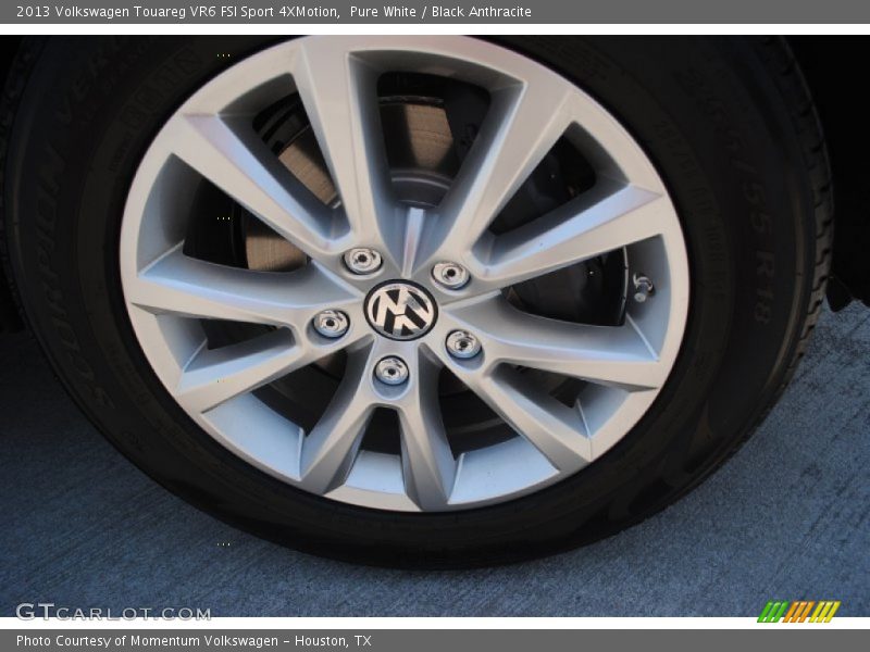 Pure White / Black Anthracite 2013 Volkswagen Touareg VR6 FSI Sport 4XMotion