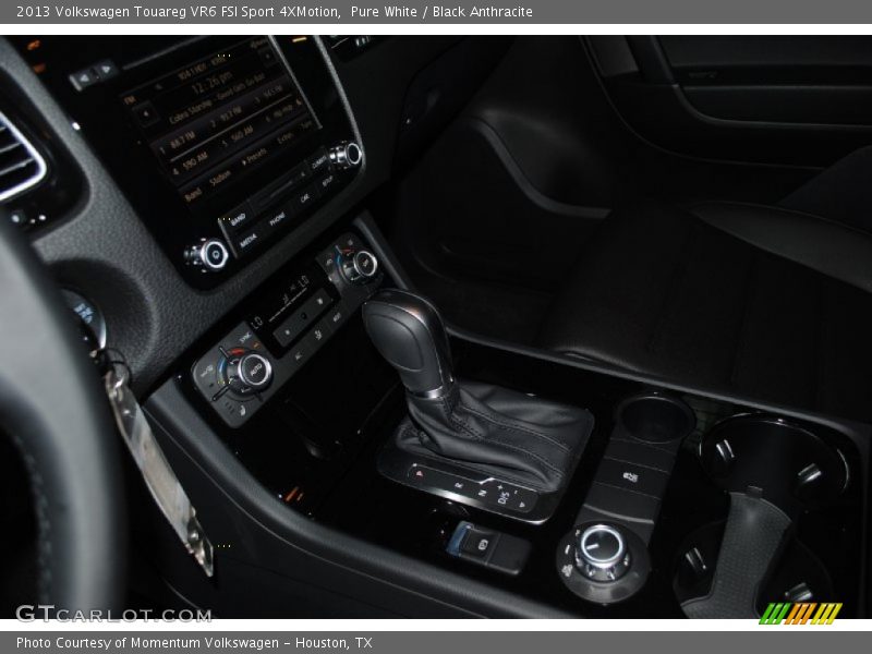 Pure White / Black Anthracite 2013 Volkswagen Touareg VR6 FSI Sport 4XMotion