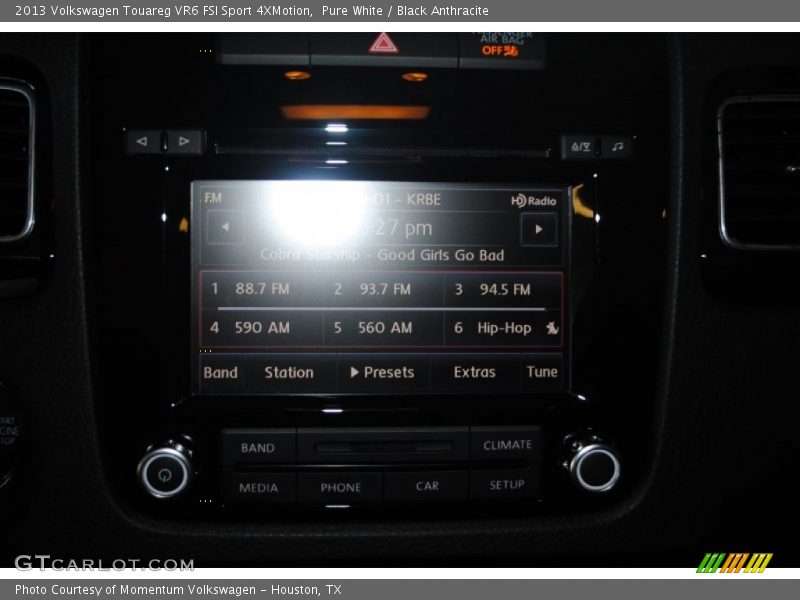 Pure White / Black Anthracite 2013 Volkswagen Touareg VR6 FSI Sport 4XMotion