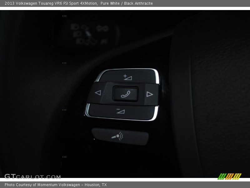 Pure White / Black Anthracite 2013 Volkswagen Touareg VR6 FSI Sport 4XMotion