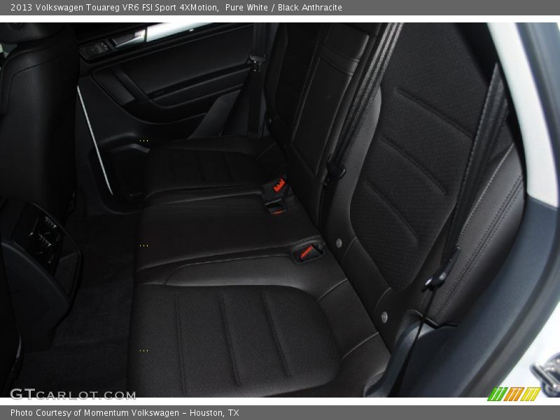 Pure White / Black Anthracite 2013 Volkswagen Touareg VR6 FSI Sport 4XMotion