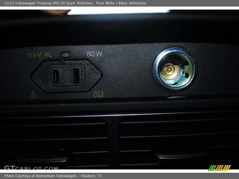 Pure White / Black Anthracite 2013 Volkswagen Touareg VR6 FSI Sport 4XMotion
