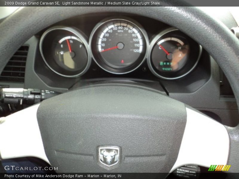 Light Sandstone Metallic / Medium Slate Gray/Light Shale 2009 Dodge Grand Caravan SE