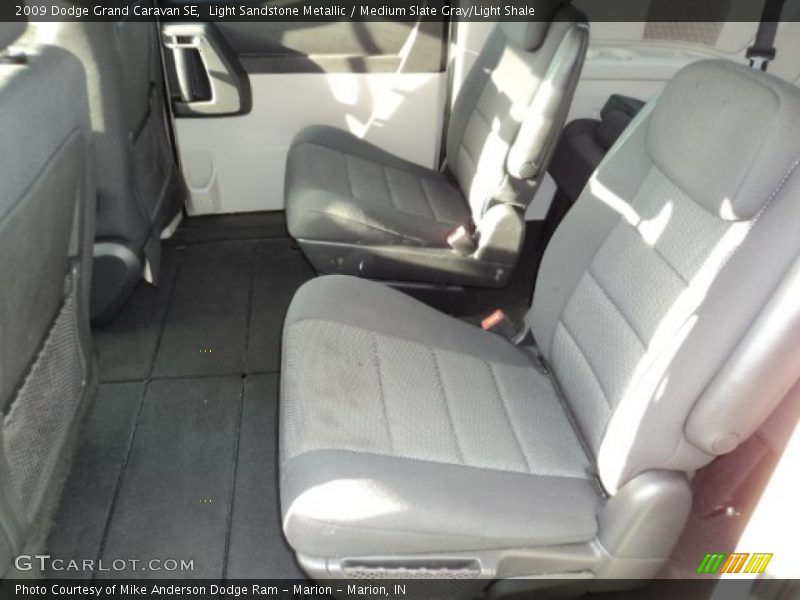 Light Sandstone Metallic / Medium Slate Gray/Light Shale 2009 Dodge Grand Caravan SE