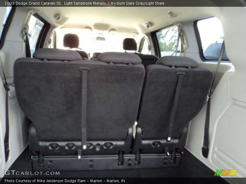 Light Sandstone Metallic / Medium Slate Gray/Light Shale 2009 Dodge Grand Caravan SE