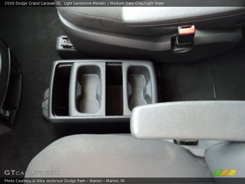 Light Sandstone Metallic / Medium Slate Gray/Light Shale 2009 Dodge Grand Caravan SE