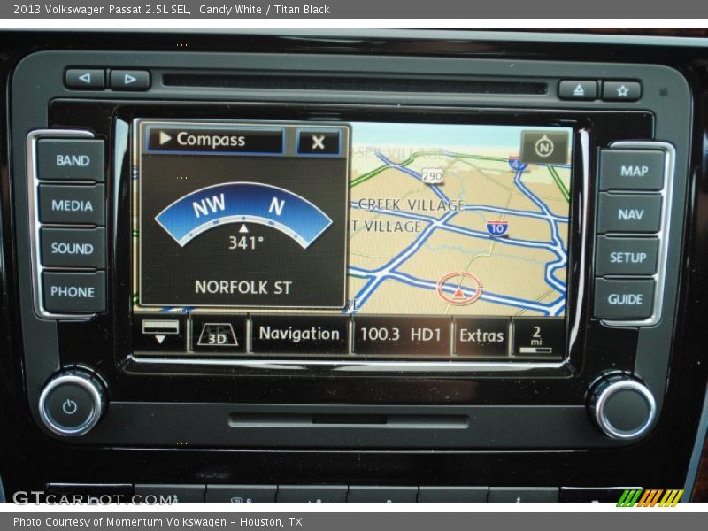 Candy White / Titan Black 2013 Volkswagen Passat 2.5L SEL