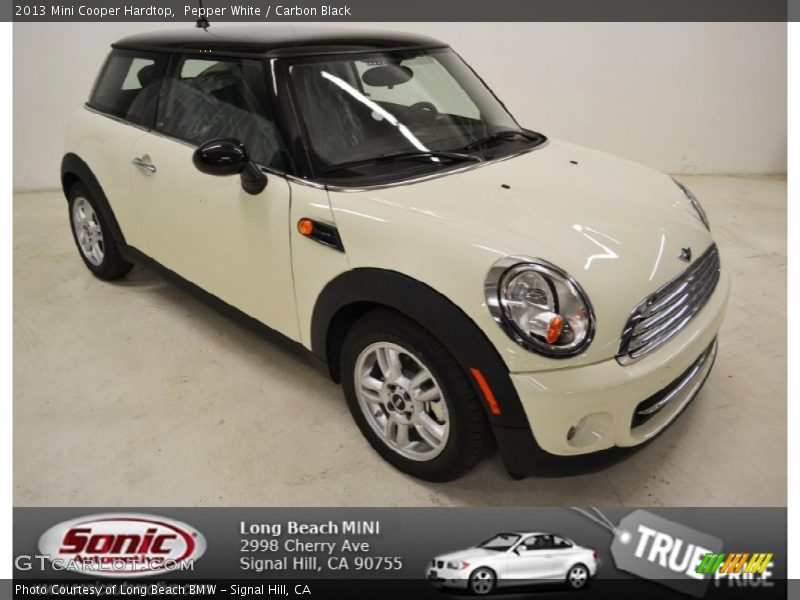 Pepper White / Carbon Black 2013 Mini Cooper Hardtop