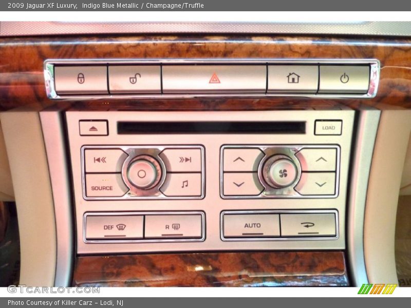 Indigo Blue Metallic / Champagne/Truffle 2009 Jaguar XF Luxury