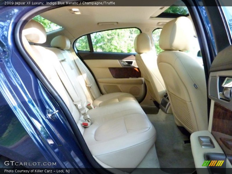 Indigo Blue Metallic / Champagne/Truffle 2009 Jaguar XF Luxury