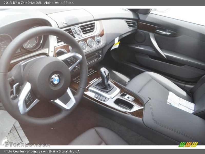 Alpine White / Black 2013 BMW Z4 sDrive 28i